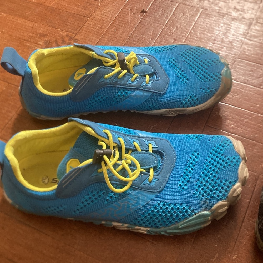 Barefoot hiking shoes - Picture 10 of 11